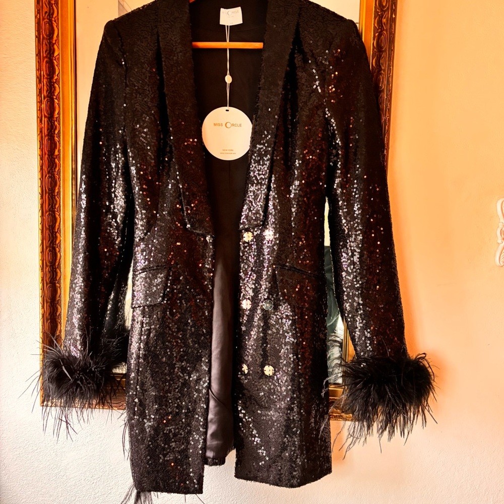Miss Circle CABARET style Sequins & Black Feather Trim Blazer!!
